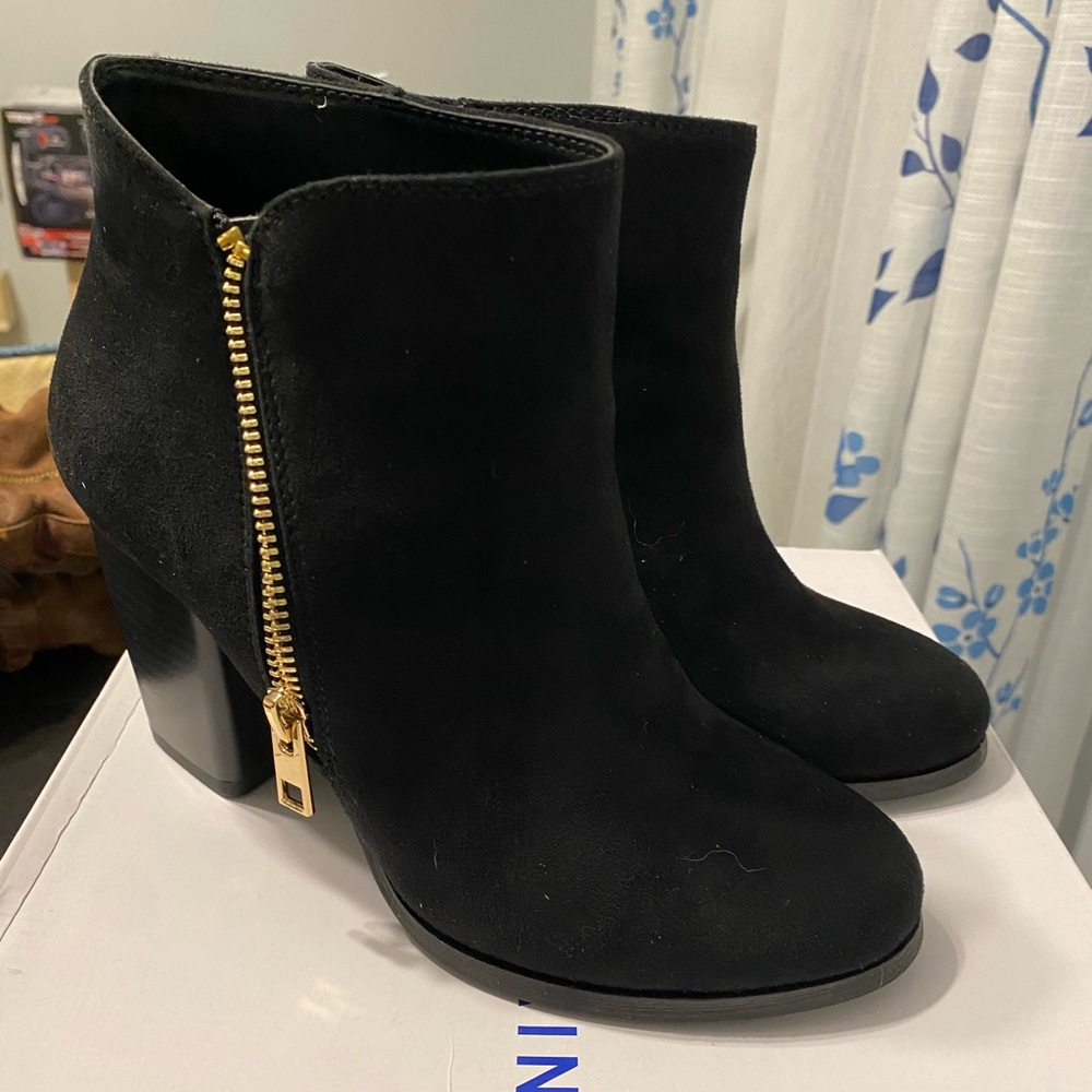Call it spring booties - Picture 3 of 7